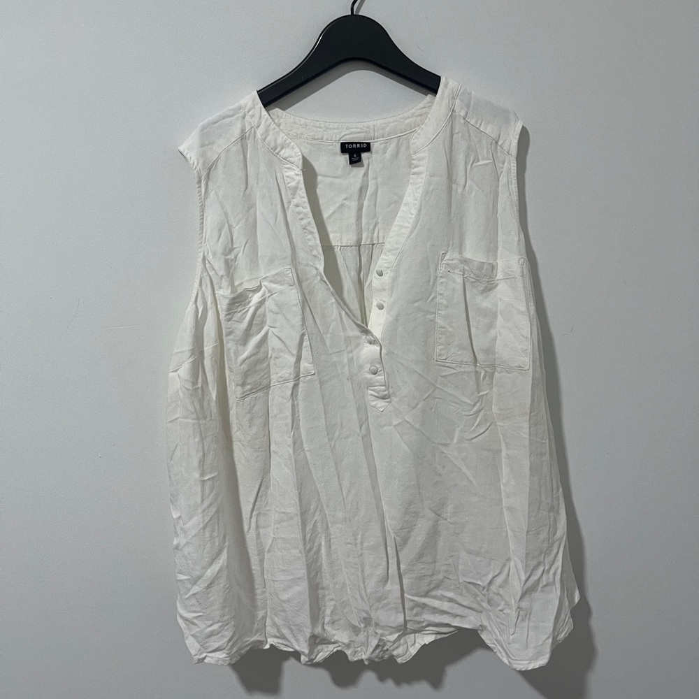 Torrid Sleeveless Blouse